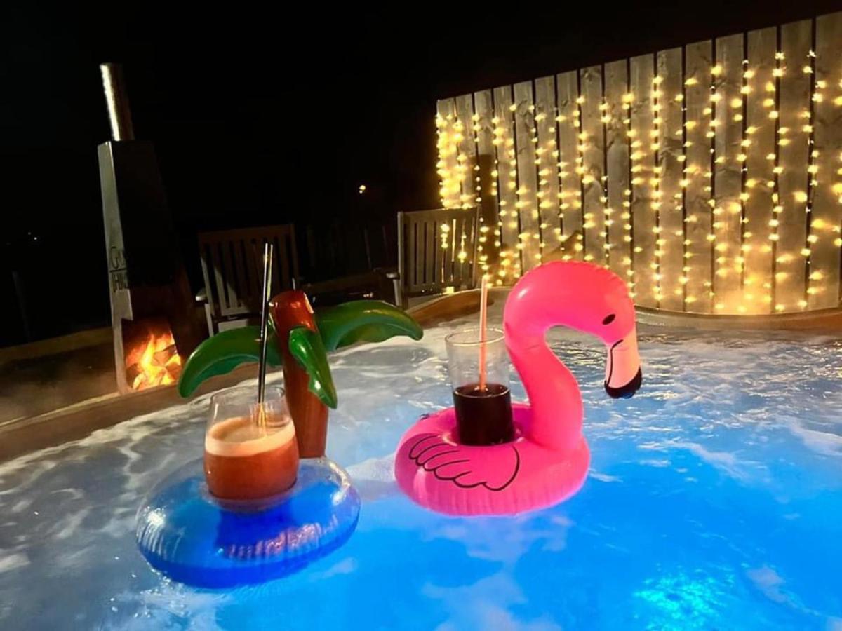 Deerfin Rentals Private Chalet With Hot Tub 밸리미나 외부 사진